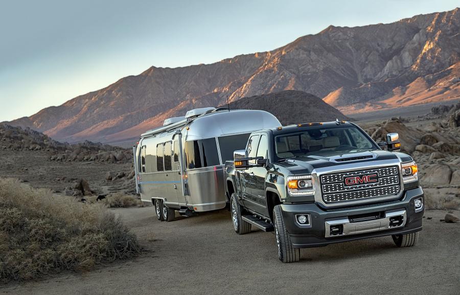  GMC Sierra 2500 HD Denali Crew Cab 2016 года  (фото 11 из 11)
